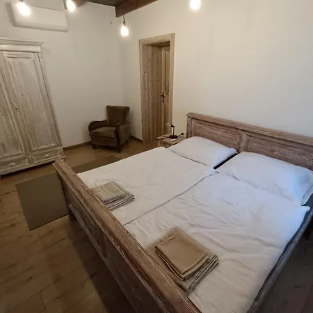 アパート Haus Fuchs Tarján